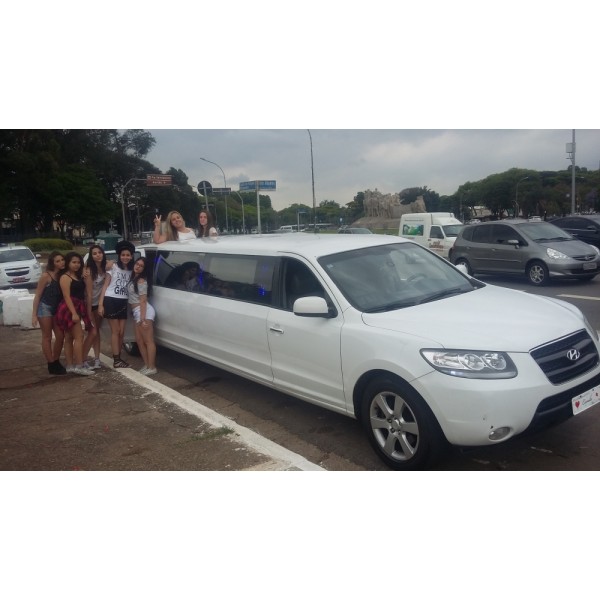 Limousines para Locação Melhor Preço em Belo Horizonte - Locação de Limousine na Zona Oeste