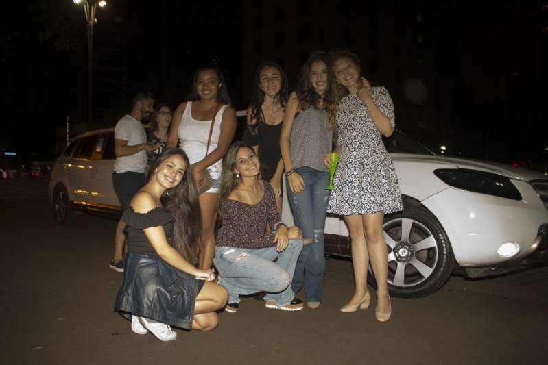 Locação de Limousine de Festa Preço Jardim Santo Antônio - Locação de Limousine para Despedida