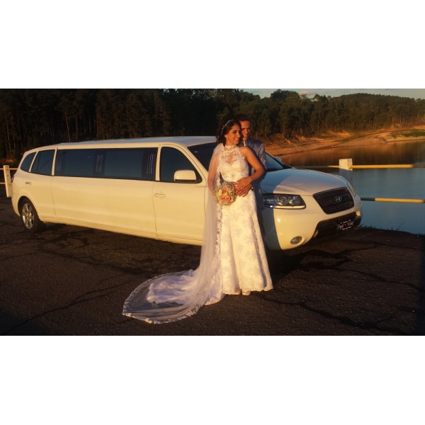 Locação de Limousine Luxuosa Preço Acessível no Jardim do Castelo - Locação de Limousine na Zona Oeste