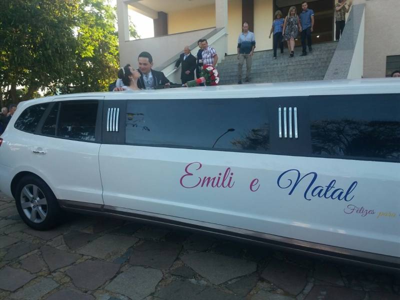 Locação de Limousine para Festa de Aniversário no Conjunto Residencial Santa Terezinha - Alugar Limousine para Festa