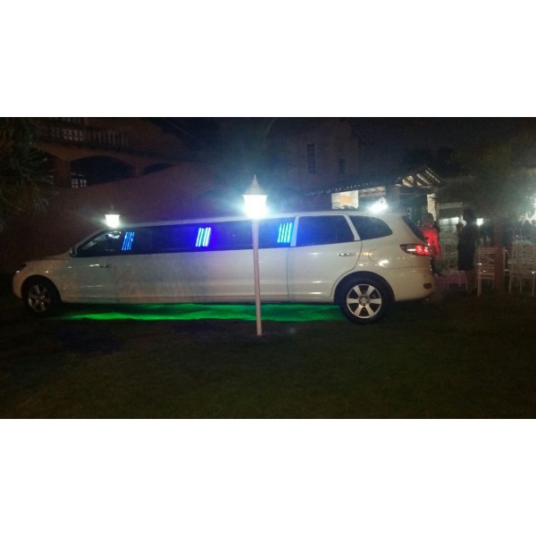 Locação de Limousines Valor Acessível no Jardim Ana Lúcia - Locação de Limousine em Osasco