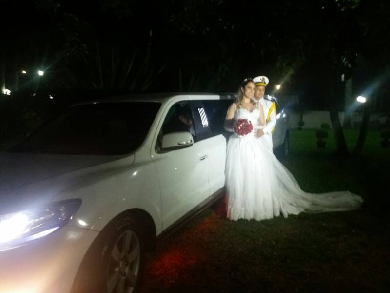 Onde Alugar Limousine para Festa em Santo Antônio da Alegria - Aluguel Limousine Sp Festa