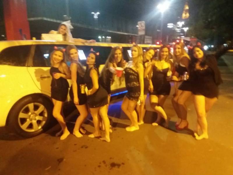 Onde Encontro Limousine para Festas e Eventos em SP na Vila Aurea - Limousine para Festa em SP