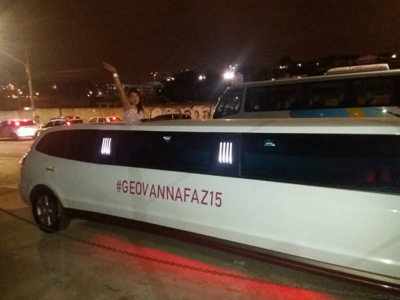 Onde Posso Alugar Limousine Rosa para Festa Infantil na Vila Campos Sales - Limousine para Festa em SP