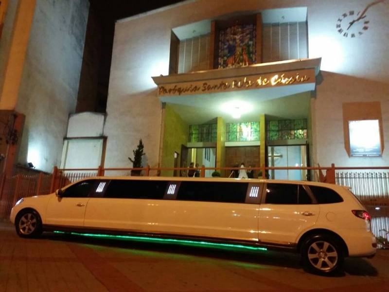 Qual Valor de Festa na Limousine no Jardim Maracá - Limousine para Festa no ABC