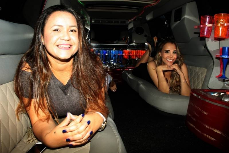 Quanto Custa Locação de Limousine Aniversario Aparecida - Aluguel de Limousine de Festa