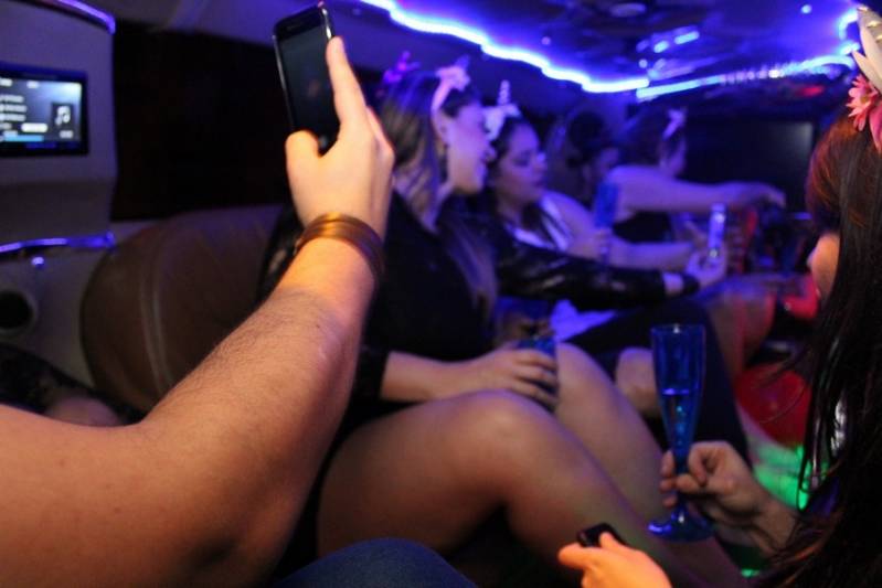 Quanto Custa Locação de Limousine Infantil Bertioga - Locação de Limousine para Despedida