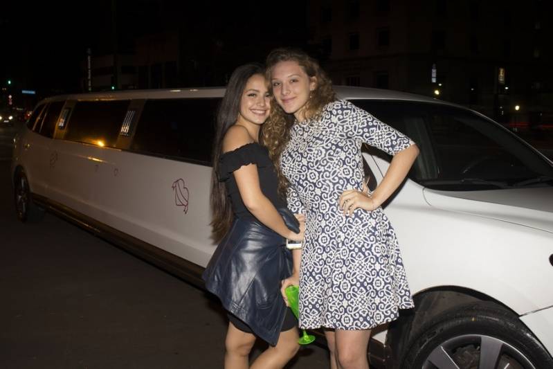 Quanto Custa Locação de Limousine para Debutante Chácara Cruzeiro do Sul - Fabricante de Limousine para Empresas