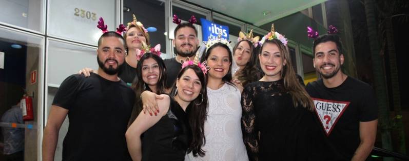 Quanto Custa Locação de Limousines Pedra Bela - Aluguel de Limousine Despedida de Solteiro