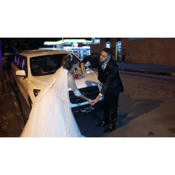 Serviço de Limousine para Casamento Preço Acessível no Jardim Ângela - Limousine para Festa de Casamento