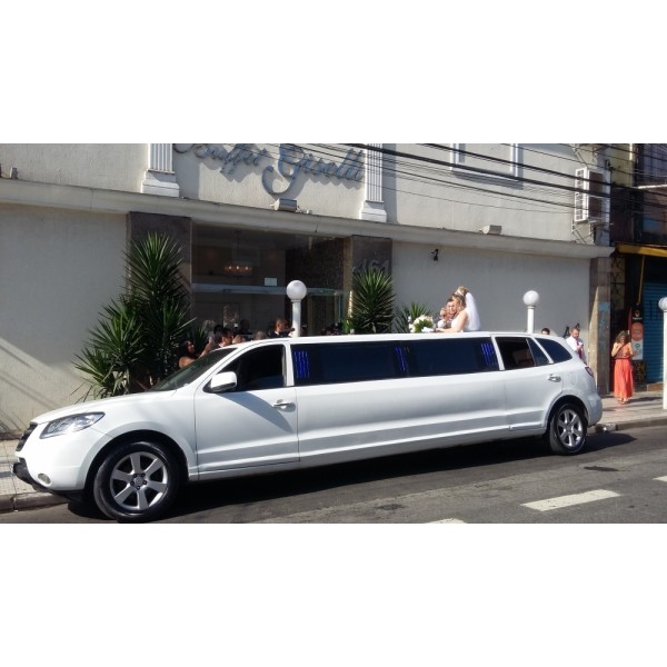 Serviço de Limousine para Casamento Preço  em Mirandópolis - Empresa de Limousine para Festa de Casamento