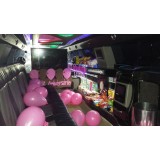 Festa de aniversário em limousine em Lucélia