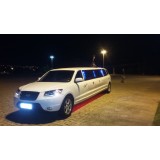 Festa de aniversário em limousine em São Luiz do Paraitinga