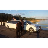 Limousine de luxo no Jardim Lourdes