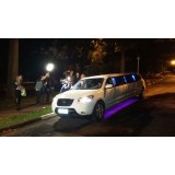 Limousine locação com motorista na Vila Pirajussara