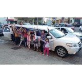 Limousine para aniversário infantil preço  na Vila Progresso