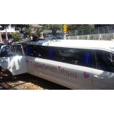 Limousine para aniversário preço baixo na Vila Siciliano