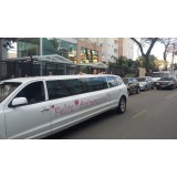 Limousine para festas de aniversário preço acessível na Vila Ferrucio