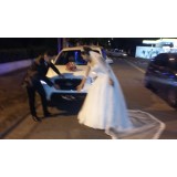 Serviço de limousine para casamento na Chácara Monte Sol